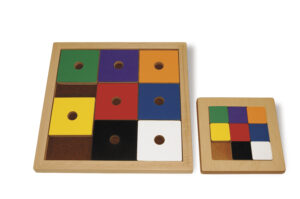 Sliding Squares Logic Puzzle